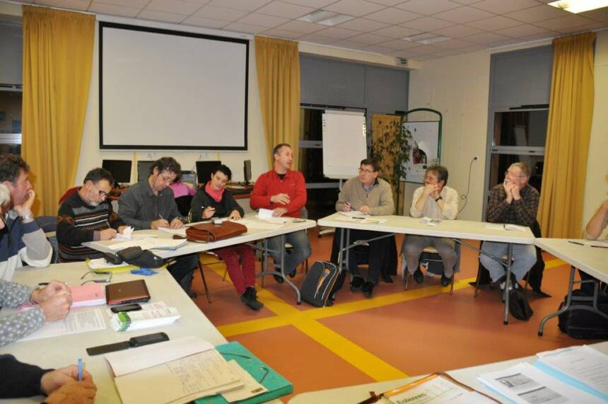 Photo : assemblee generale de creation de la SAS Eolandes