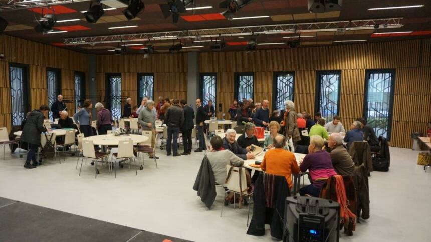 Photo : AG de 10 clubs d'investissement pour le parc eolien Eolandes