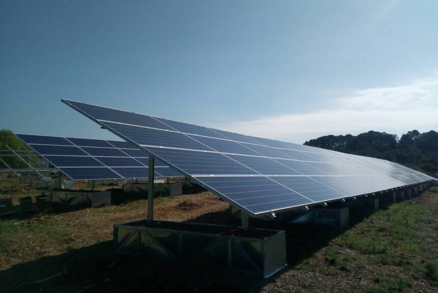 panneaux-photovoltaiques-aubais