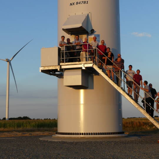 Les sociétaires du parc éolien de La Jacterie célèbrent la mise en service !