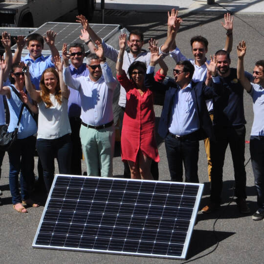 Advivo Solaire - Les porteurs de projet lors de la première pierre en juillet 2017