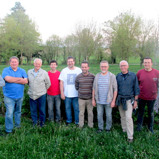 Photo des porteurs de projet de Centrès Méthanisation, un projet citoyen d'EnR soutenu par Energie Partagée