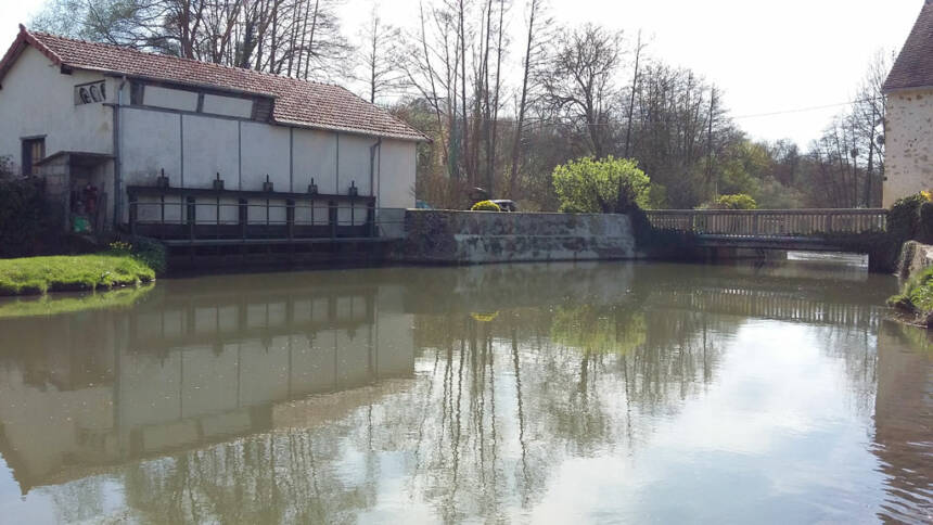 Ancienne centrale hydroélectrique de la Rochette. Sur le même site, SO Énergies va construire une nouvelle centrale avec le soutien d'Energie Partagée.