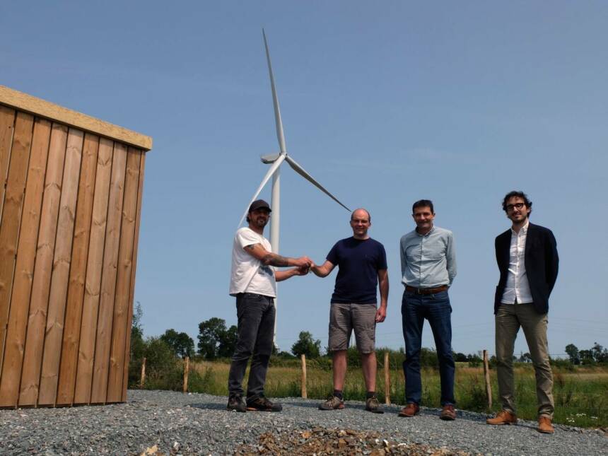 Le constructeur NORDEX remet les clés du parc éolien de l'Hyrôme aux porteurs du projet éolien citoyen.