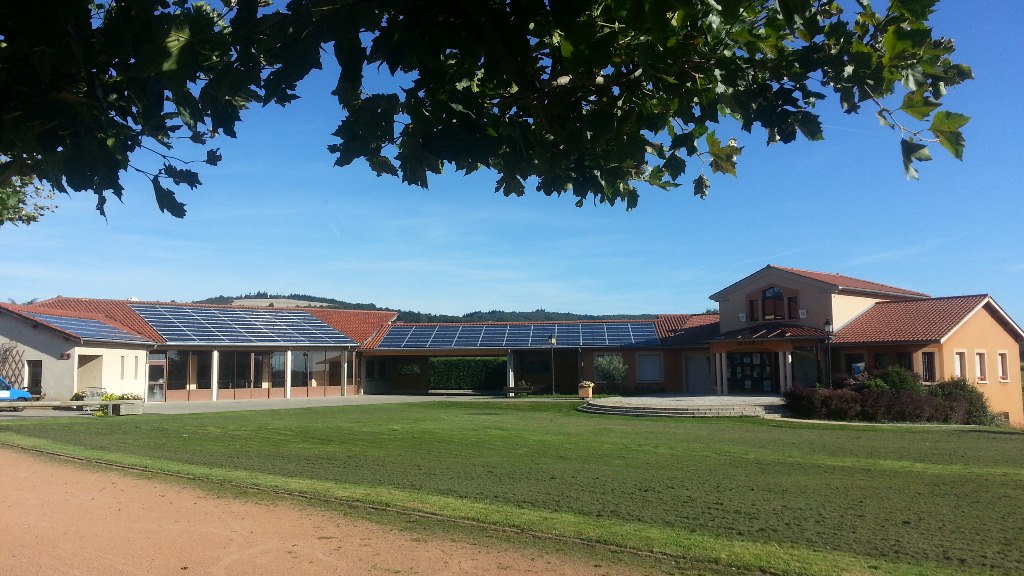 L’école du village des Haies a elle aussi été équipée de panneaux photovoltaïques.